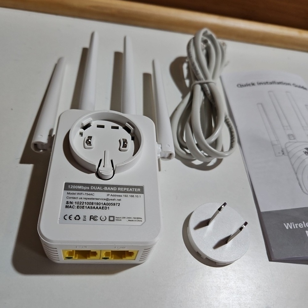*NEW 200 Mbps Dual-Band Repeater WiFi-754AC High Speed Booster Wide Coverage NIB - Picture 4 of 15